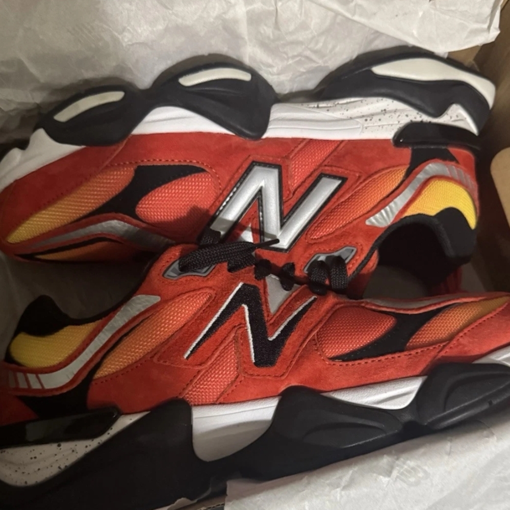 New Balance Red and Black Sneakers - Picture 7 of 9